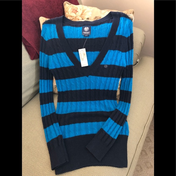 American Eagle Outfitters Sweaters - 💕 American Eagle Striped Sweater L NWT